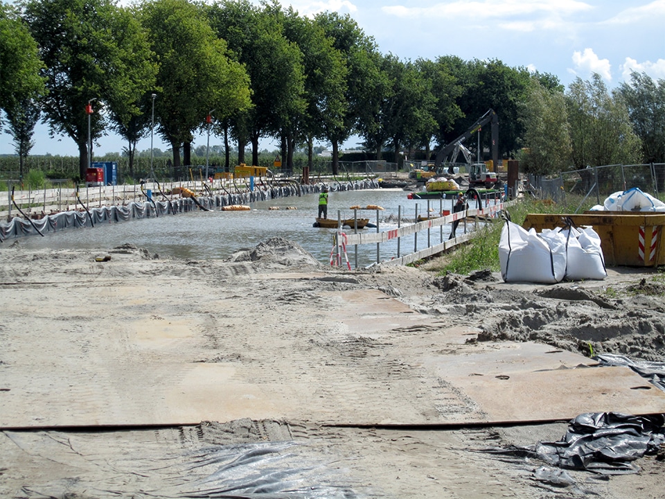 Geotechnisch adviesbureau in lichte ophoogmaterialen en geokunststoffen