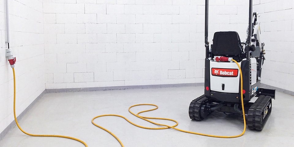 Eerste elektrische 1-tons minigraafmachine in productie