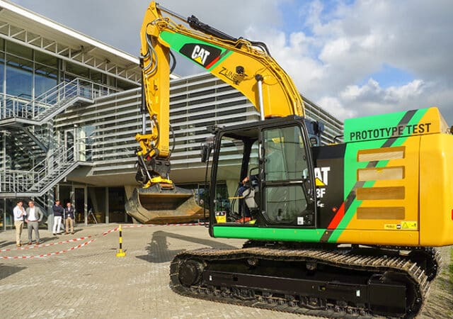 elektrische cat 02 in actie