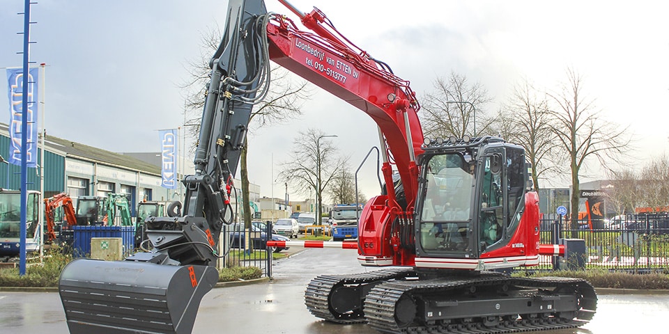 Weer een Kobelco rupsgraafmachine voor Van Etten