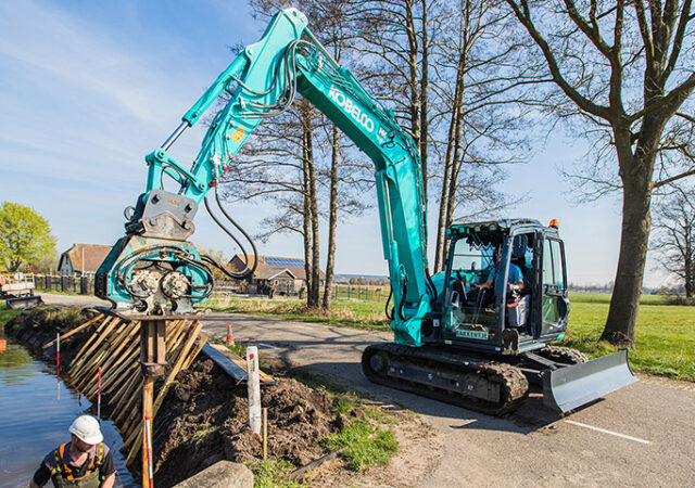 kemp 11215 afl kobelco sk85msr netjes kampen 02 hr kopieren