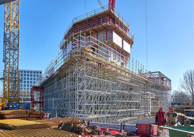 peri 3 nhow rai in aanbouw 1 steigers kopieren