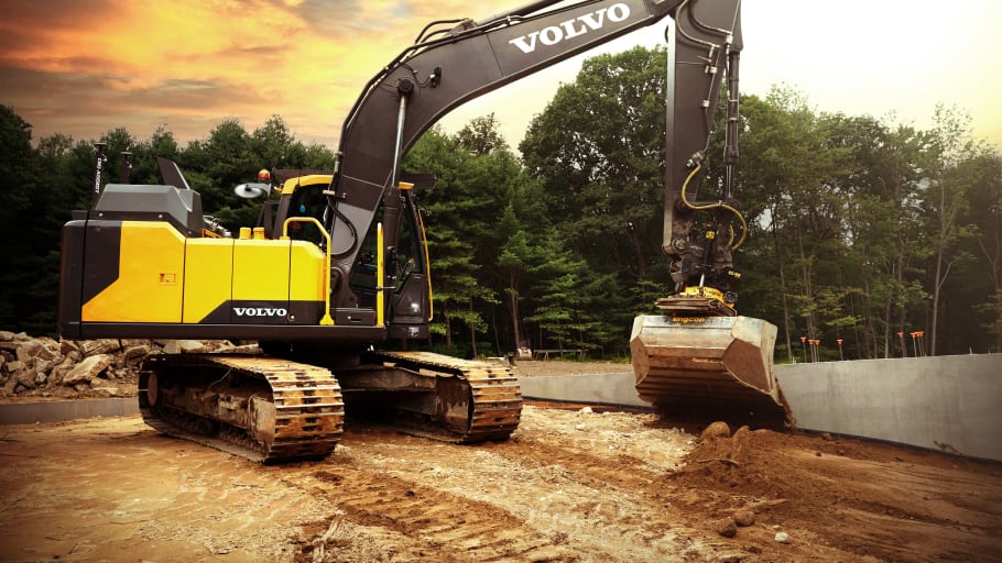 Engcon and Volvo in global cooperation - the starting signal for long-term joint development in the industry