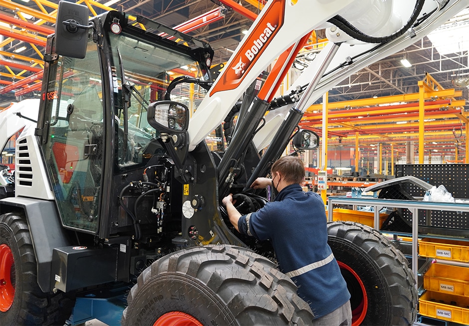 20210314 bobcat cwl production line 2