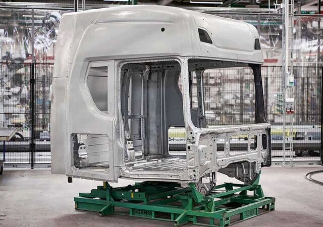 Prolonged cab 4 web press 2021