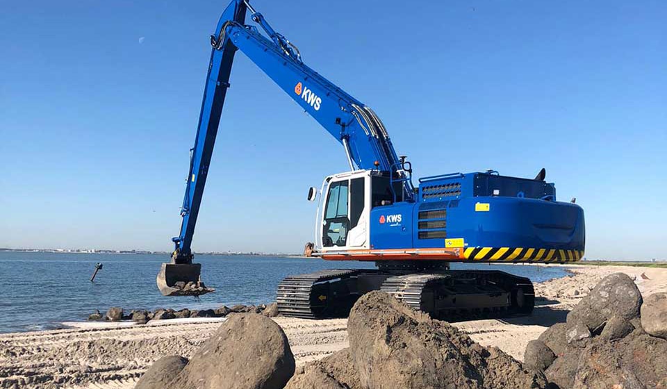 Hitachi en KWS Amsterdam- Utrecht, Samen trots op  ZX350LC-7