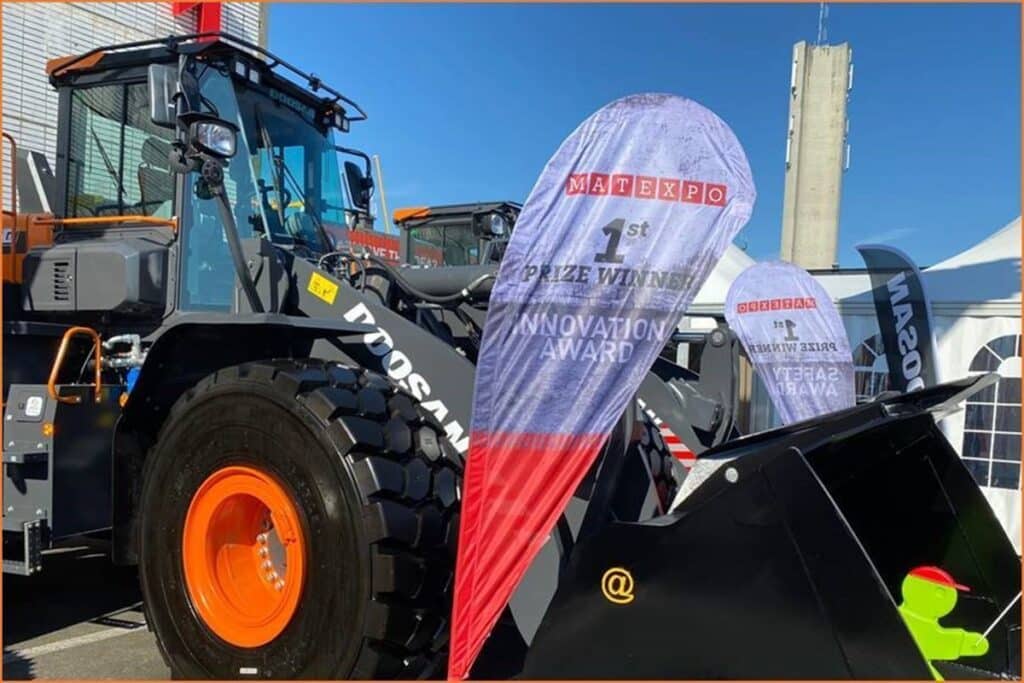 Doosan ‘Transparante Bak’ Wint Twee Matexpo Awards
