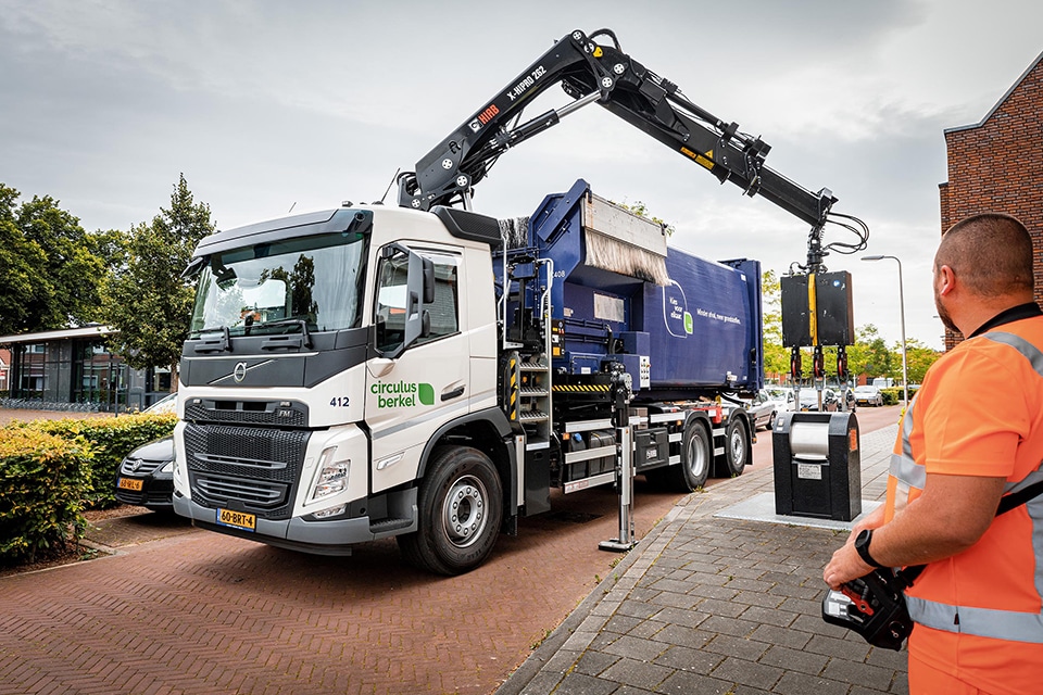 Circulus-Berkel neemt drie Volvo’s FM 6×2 TAG-XL in gebruik