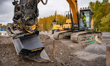 engcon tiltrotator action 1