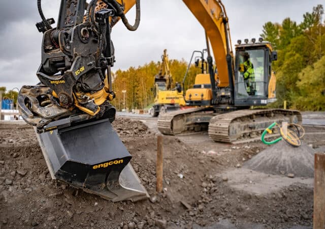 engcon tiltrotator action 1