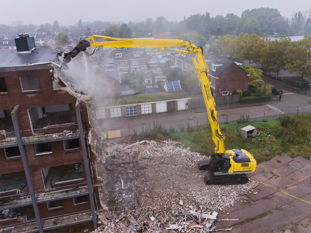 kemp 12569 afl Kobelco SK400DLC Van Groningen Sloopwerken lr 9