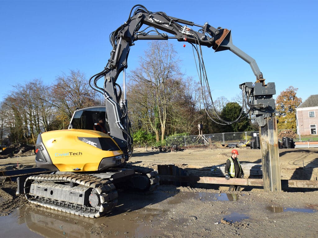 Mecalac 15MC 0680
