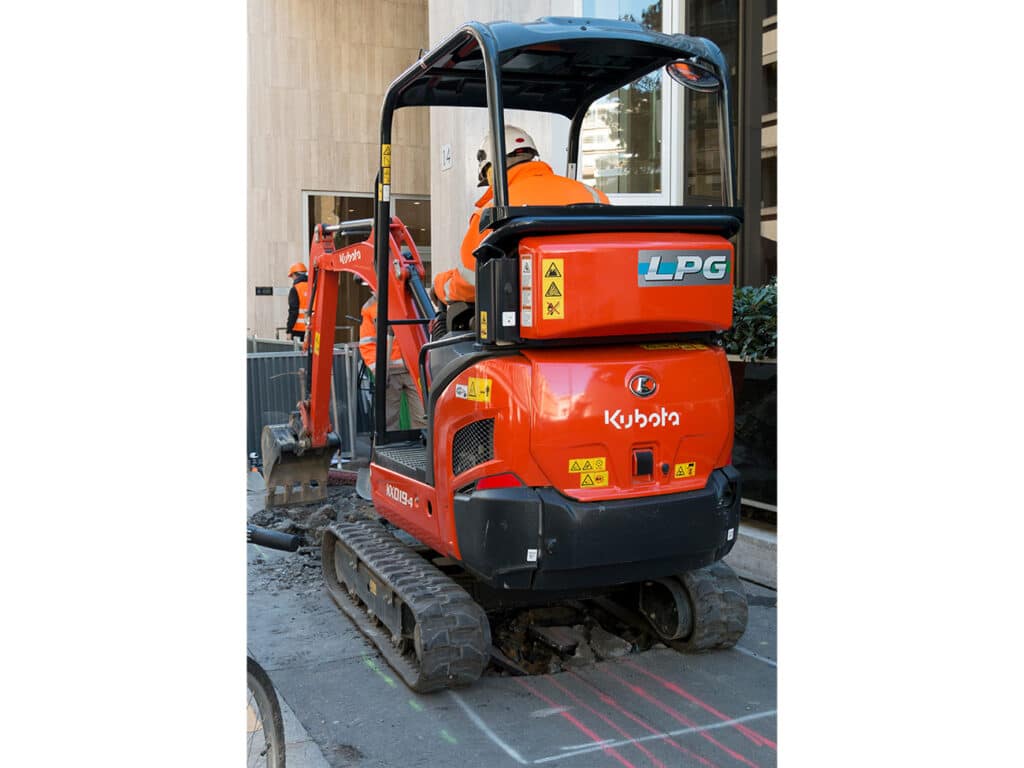 meerman minigraver op LPG