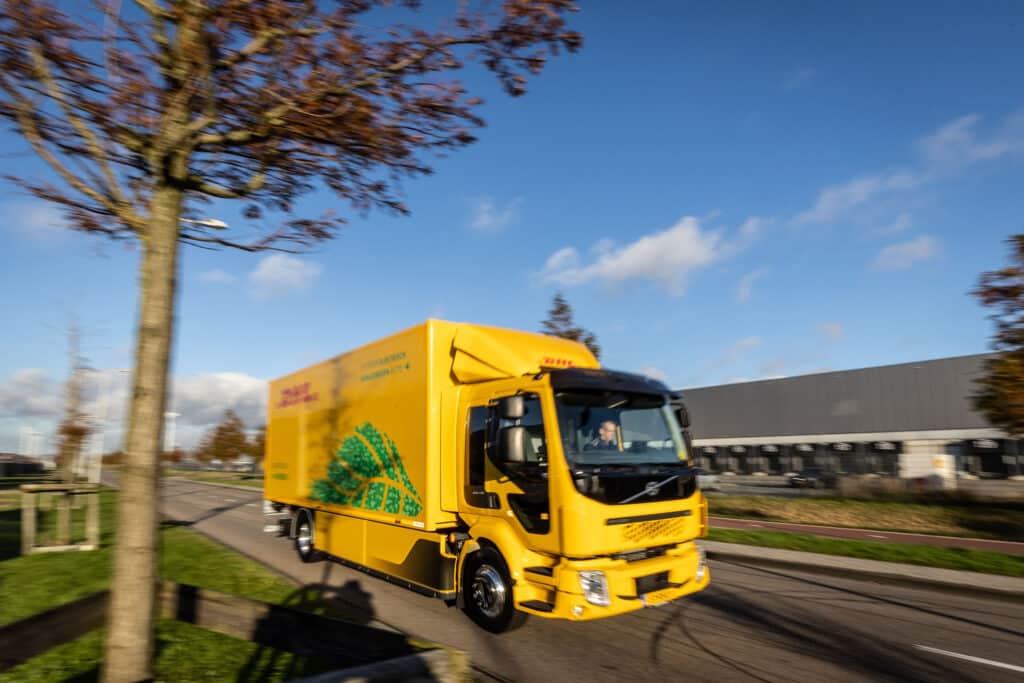 volvo fe electric dhl parcel