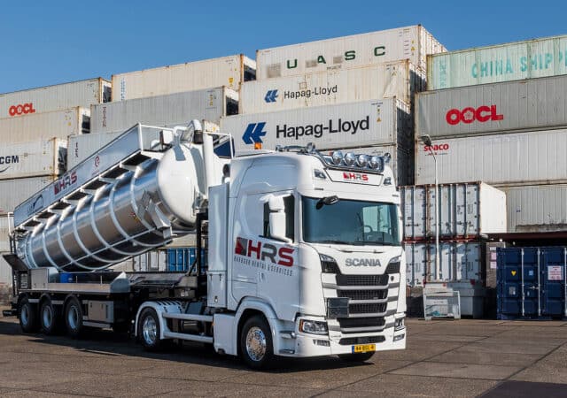 Harbour Rental Services Scania 2 pers 2022
