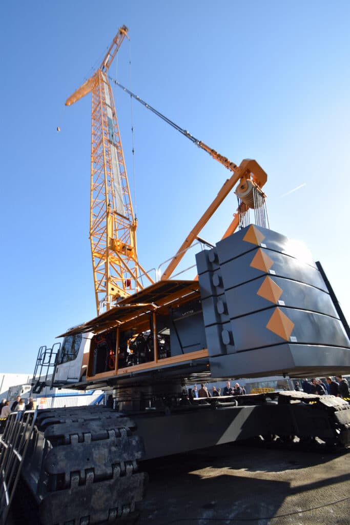 PV E Crane EC160