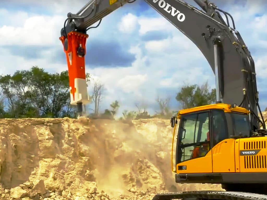 Rammer breekhamer 5011E op Volvo