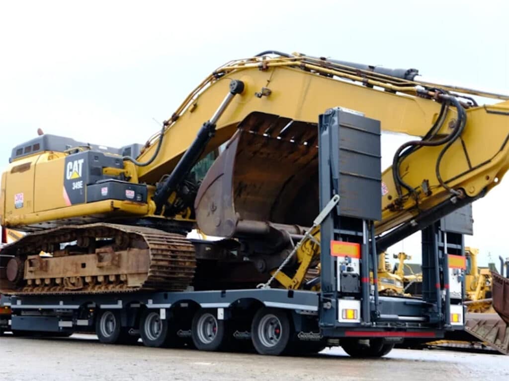 Nooteboom semidieplader met hydraulische verbreding