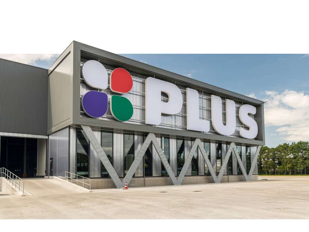 Bouw DC PLUS in Oss bevindt zich in de volgende fase
         
       
         
            ‘Het pand is gereed, de mechanisatie is in volle gang’
         
       
         
            Bouw dc PLUS in Oss bevindt zich in de volgende fase