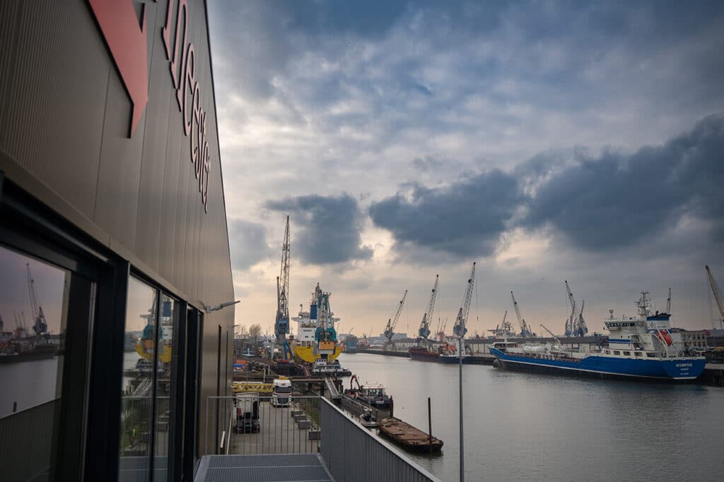 Scheepsbevoorrader bouwt ­warehouse in haven Rotterdam