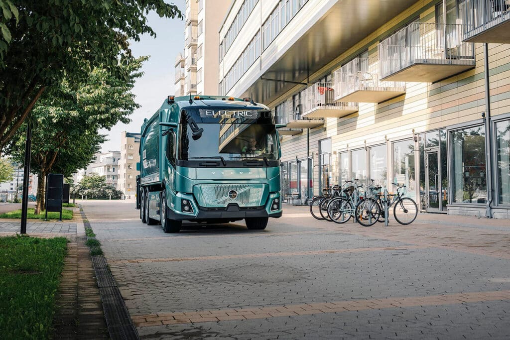 volvo trucks fm low entry 2
