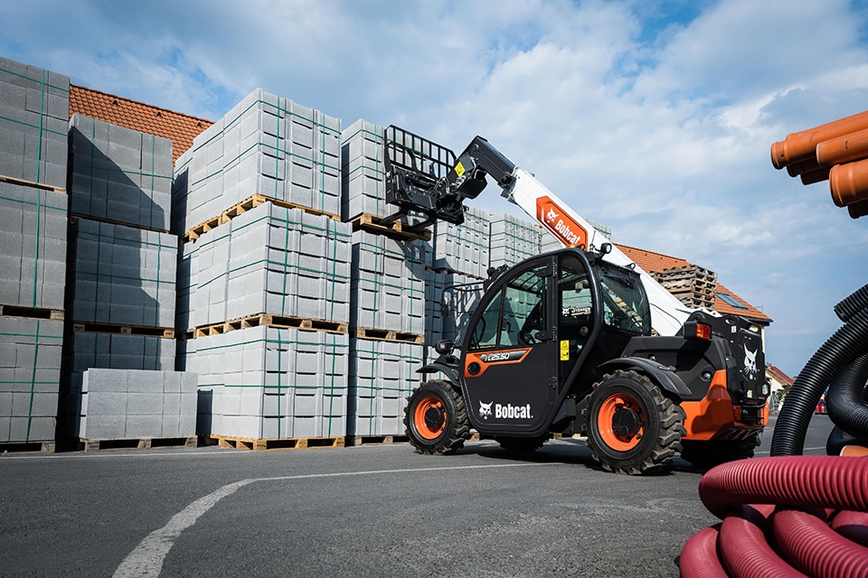 Bobcat Telehandler TL25.60 1 kopieren