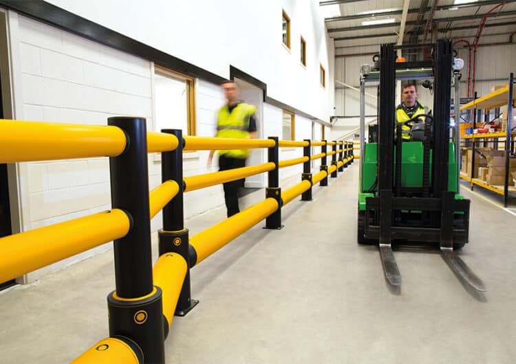 Fysieke scheiding tussen heftrucks en voetgangersENT ID539356