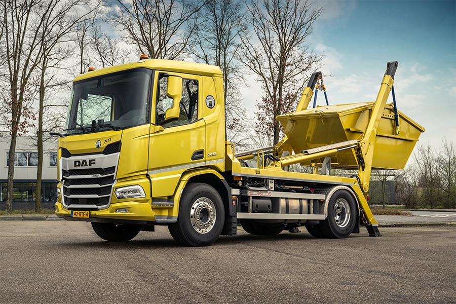 30. DAF XD 370 FA Absetzkipper
