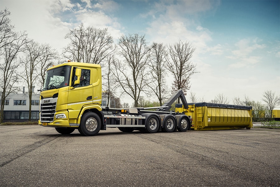 37. DAF XF 480 FAW Hakenlift