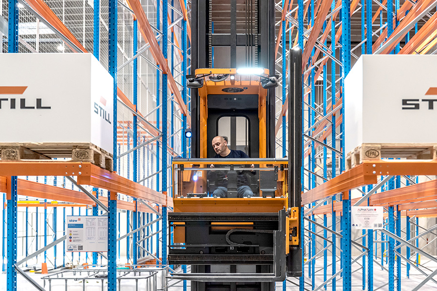Testen, samenwerken en trainen in Fabriek Logistiek