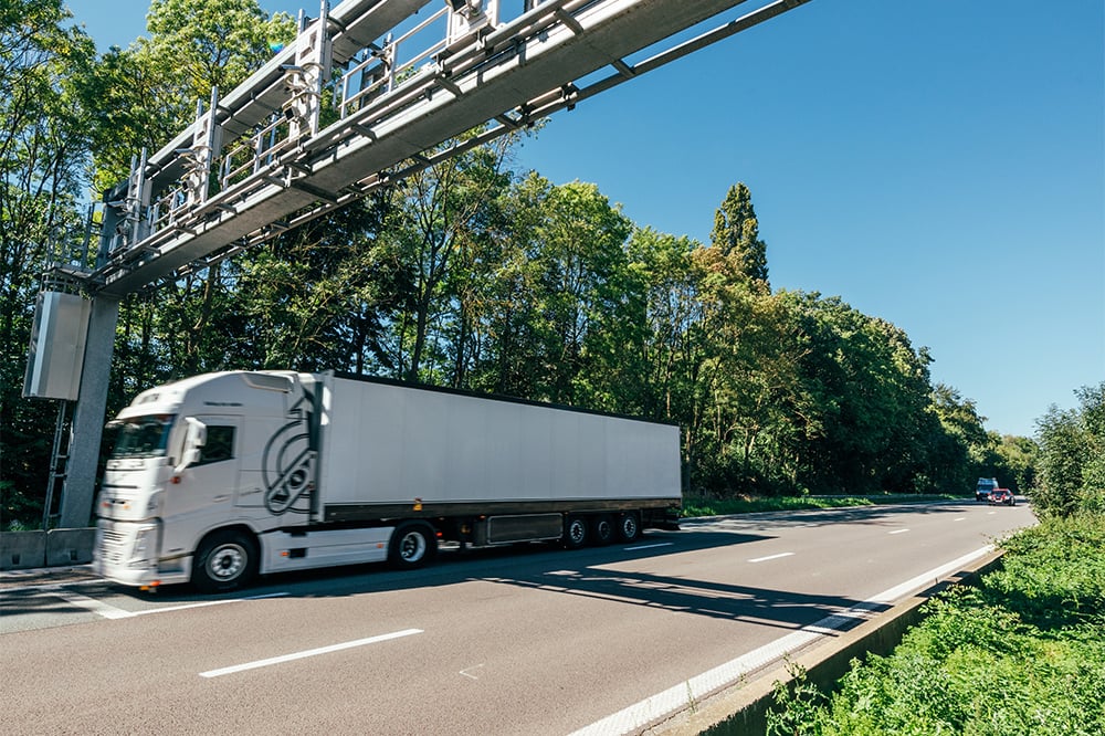 Viapass als sturende kracht van kilometerheffingsysteem voor vrachtwagens