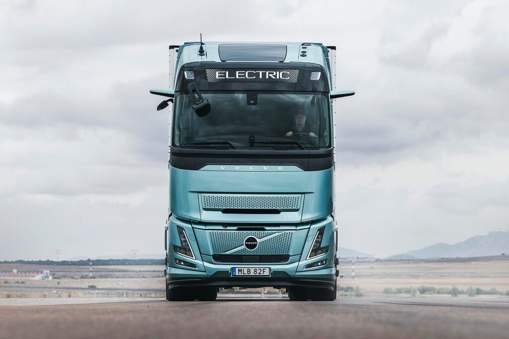 volvo trucks fh aero 6