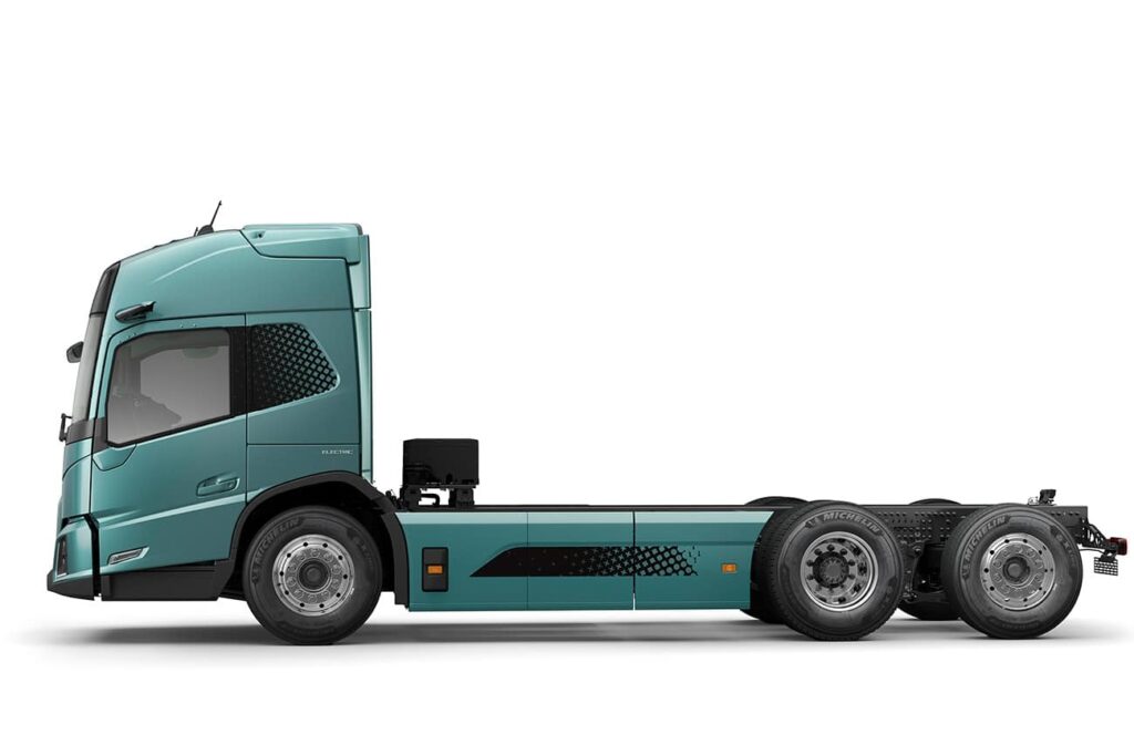 volvo trucks fm low entry 3