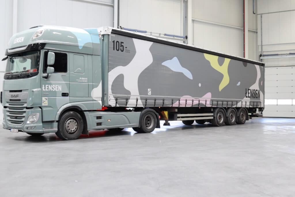 ASSA ABLOY-Tore für jede logistische Herausforderung bei Lensen Transport