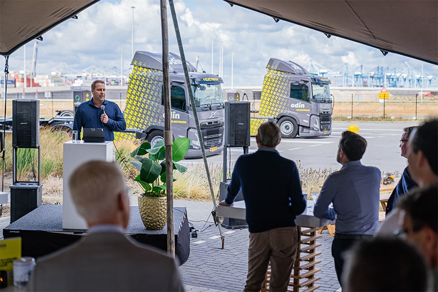 ‘Op de Maasvlakte werkt elektrisch rijden gewoon’ 4