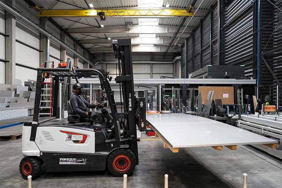 Nieuw merk heftruck verovert hart van de logistieke markt 3