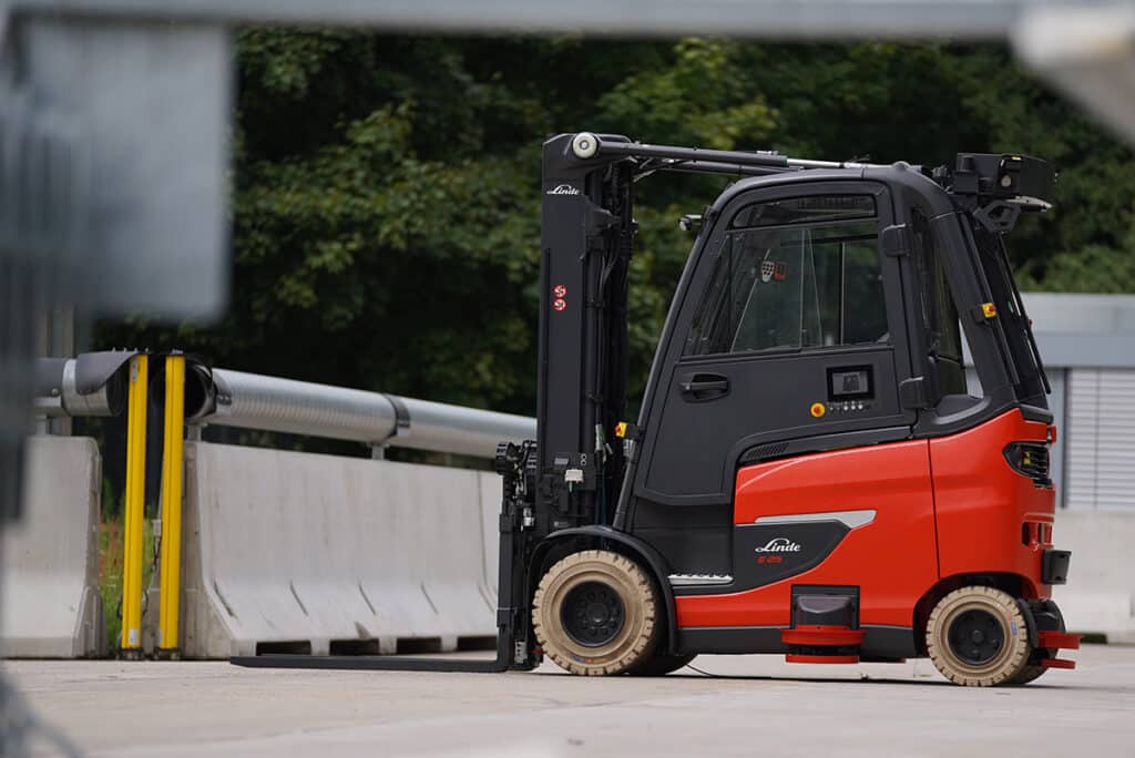 Future-oriented steps in intralogistics automation 1