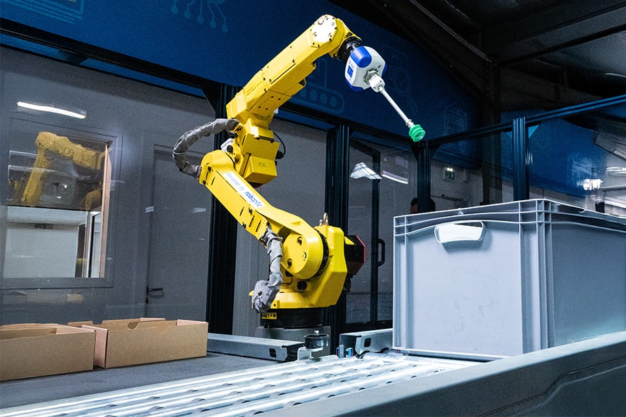 Pick-Roboter sorgt für Kontinuität und Genauigkeit beim Kommissionierprozess 1