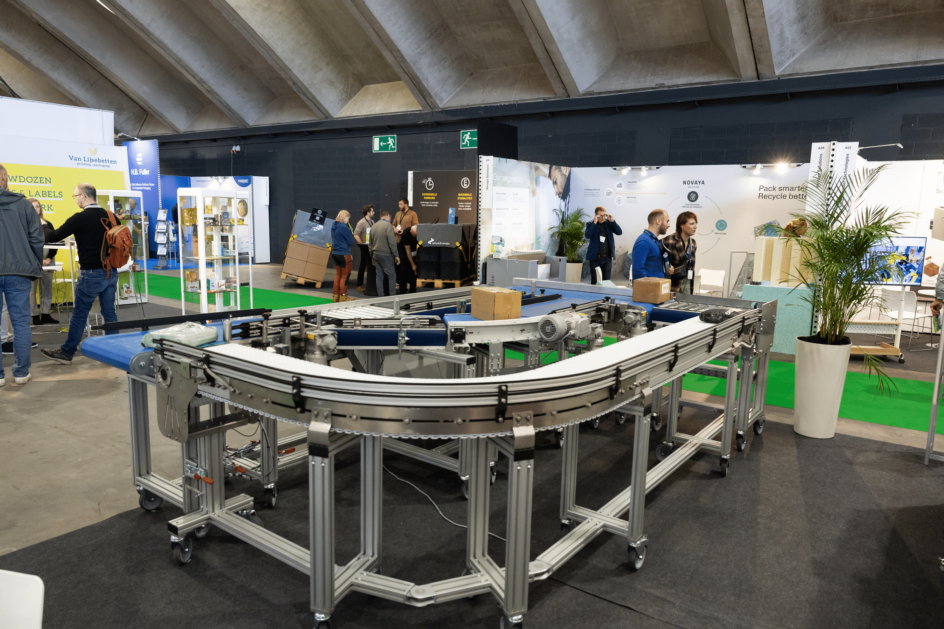 The spotlight on flexibility at LogiMAT 5