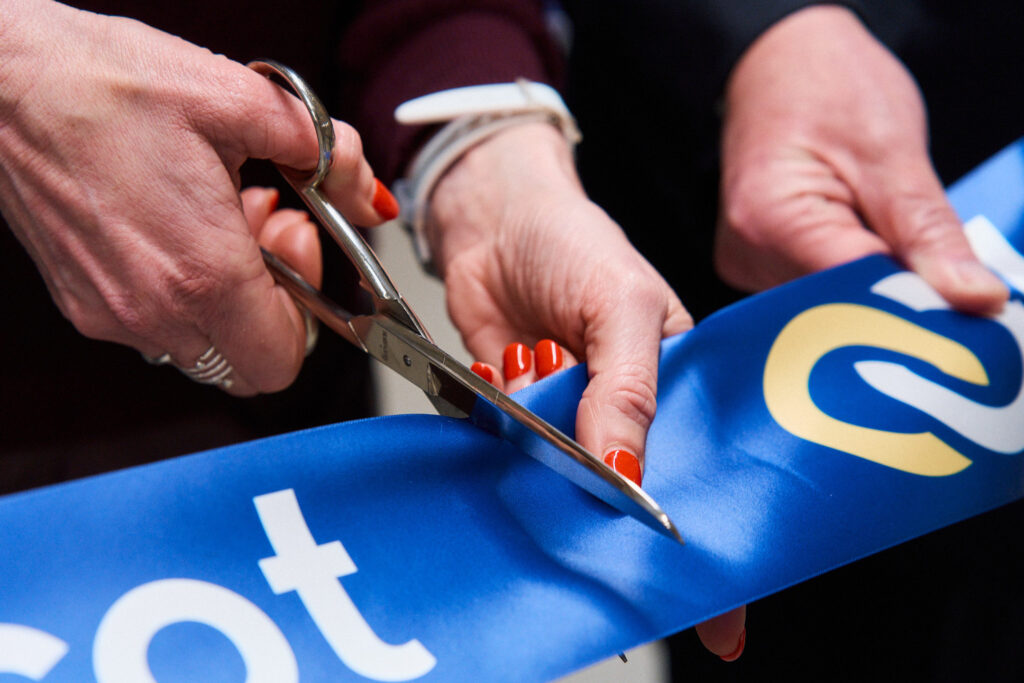 Lecot opent nieuw logistiek centrum in Heule 1