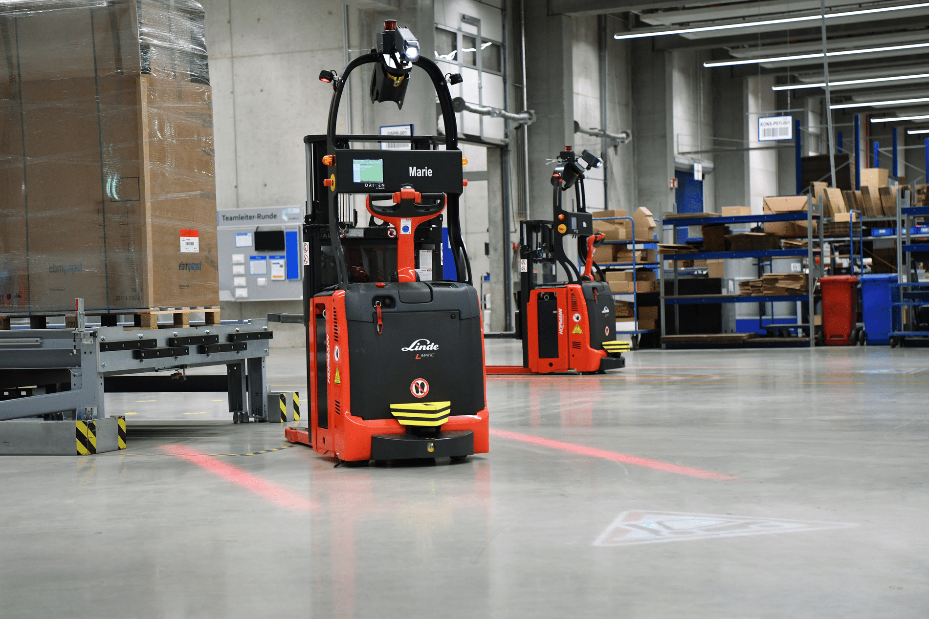 Stapsgewijs automatiseren: Van heftruckvloer naar slimme logistieke ruggengraat 1