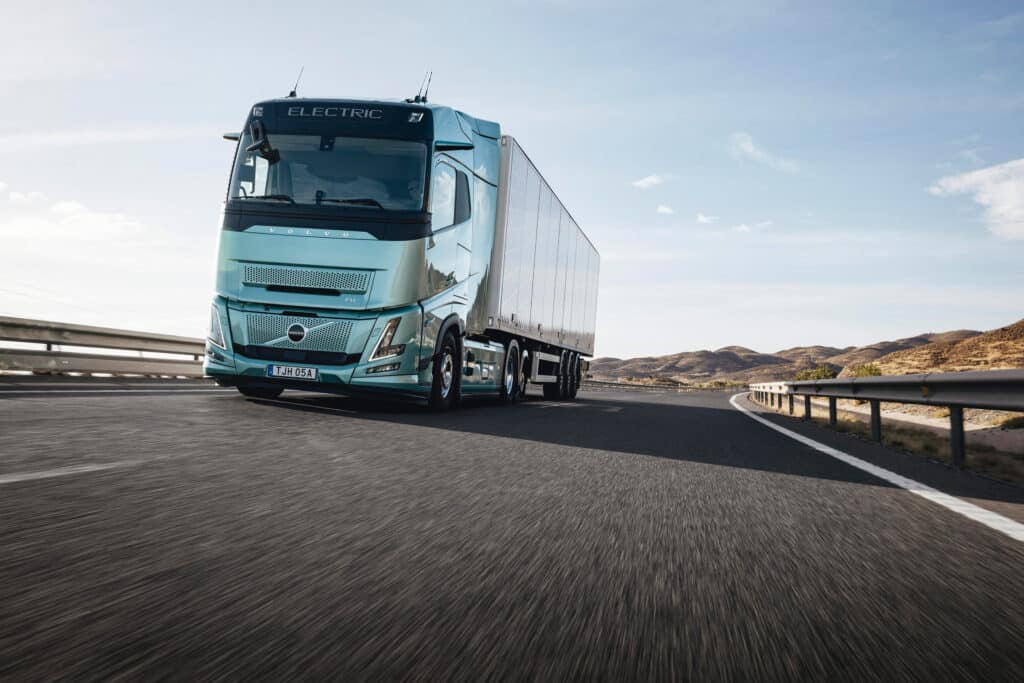 Volvo Trucks macht den nächsten Schritt bei der Elektrifizierung - mit Lkw mit bis zu 700 km Reichweite 2