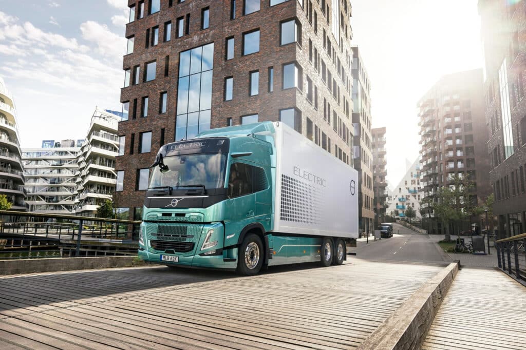 Volvo Trucks macht den nächsten Schritt bei der Elektrifizierung - mit Lkw mit bis zu 700 km Reichweite 4