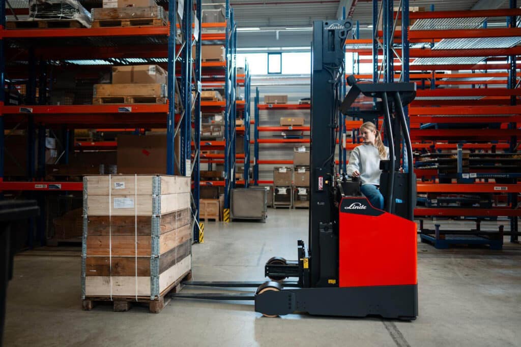 Linde Ri14–Ri18: compacte reachtrucks voor efficiënte standaardtoepassingen 1