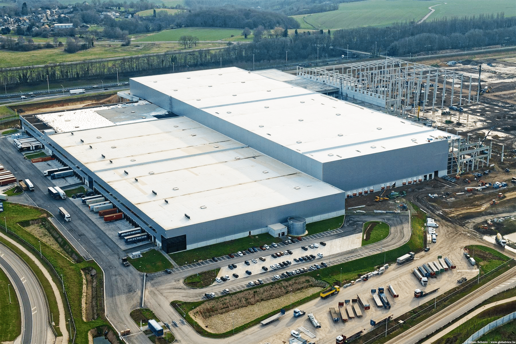 Willy Naessens Industriebouw, Weerts Group en Montea realiseren samen logistieke hub La Fontaine 3