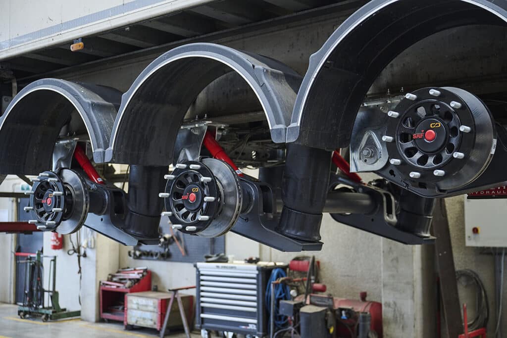 Remitrans kiest opnieuw voor Nebim en de Volvo FH Aero met de levering van 5 nieuwe trekkers 2