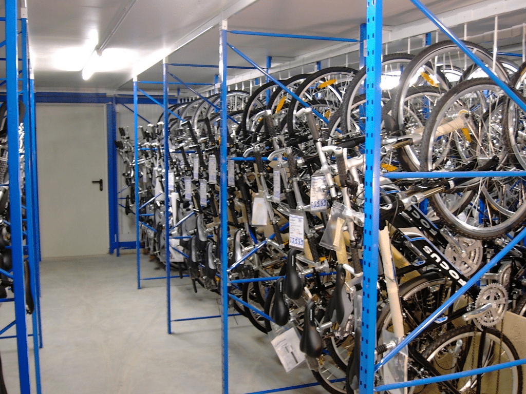 Smarter warehouse layout yields up to 40 percent more storage capacity 3
